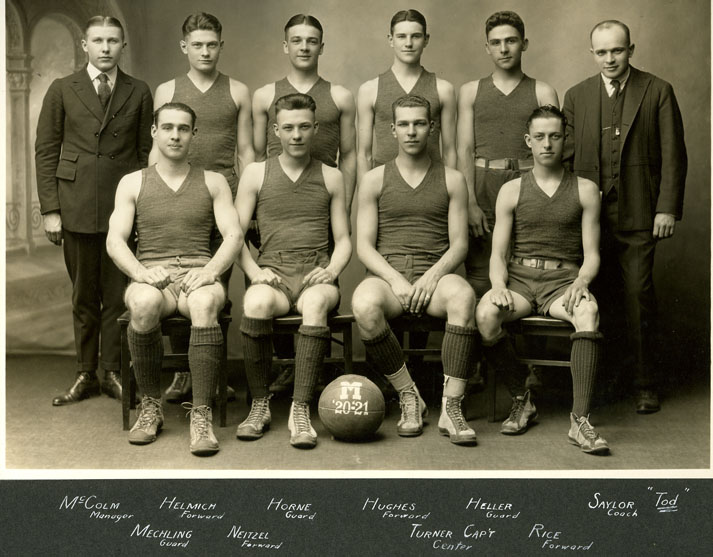 Men's Basketball Team 1920-1921