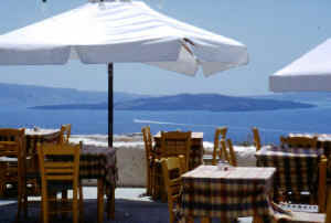 Santorini restaurant.jpg (104449 bytes)
