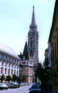 Budapest church.jpg (334879 bytes)
